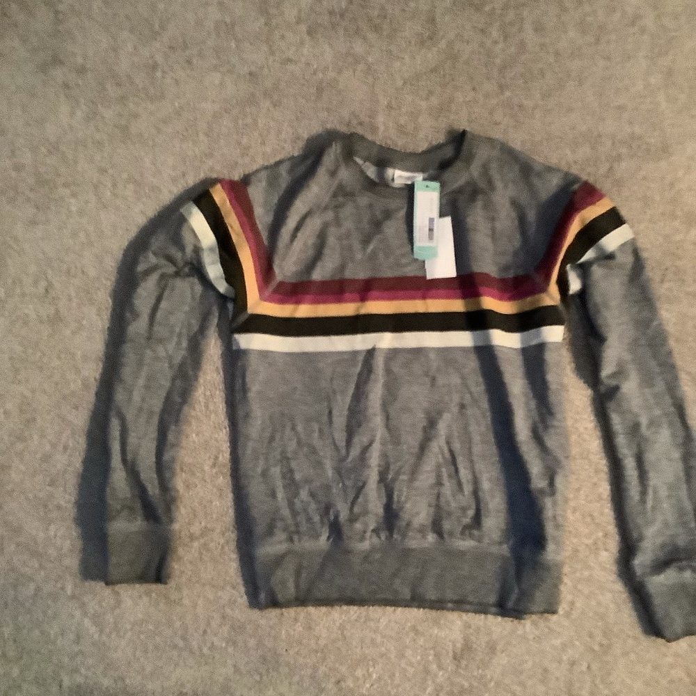 Others follow Long sleeve
